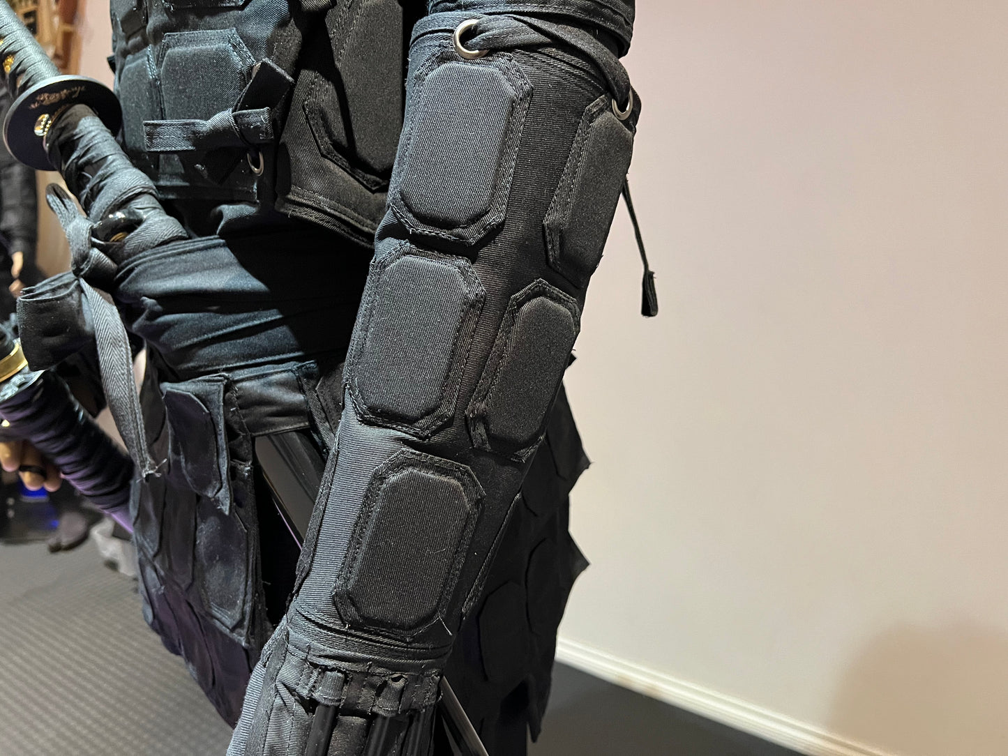 Tactical Karlta Gauntlets - Oda