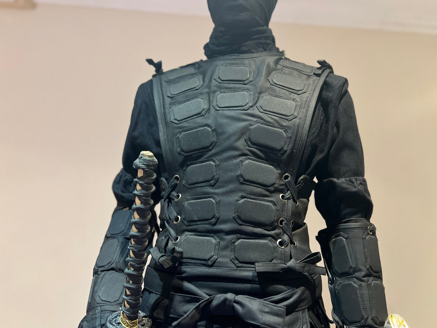 Besuto Tactical Vest Front Full image