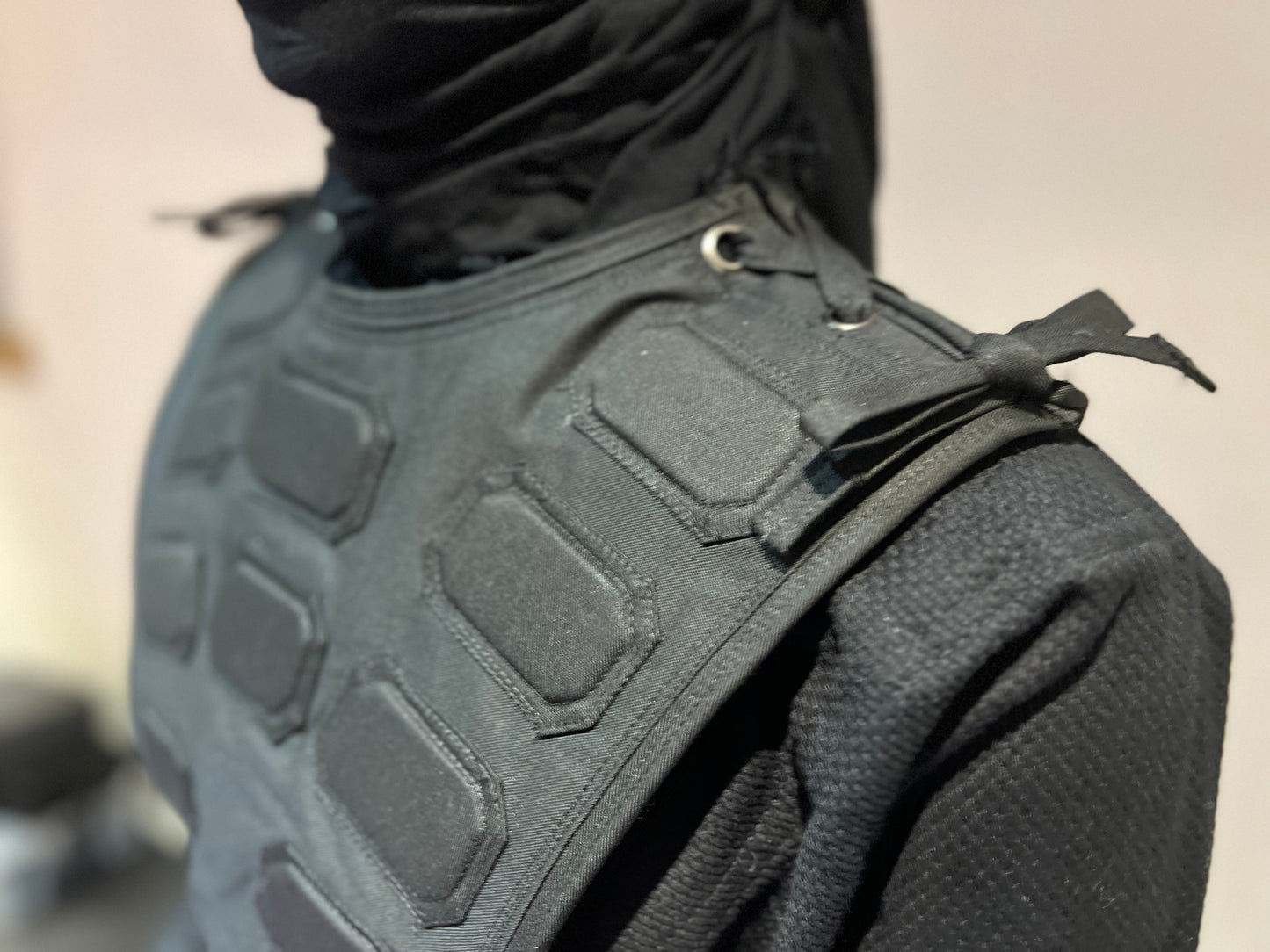 Besuto Tactical Vest Top Right Shoulder image