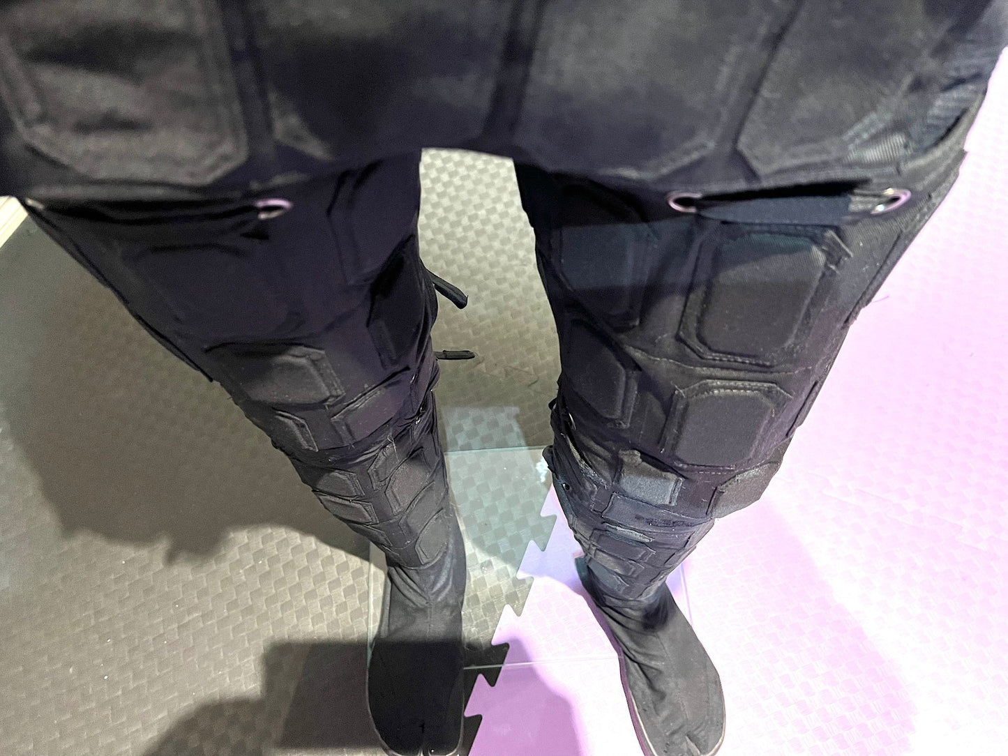 Armoured leg protectors kms products
