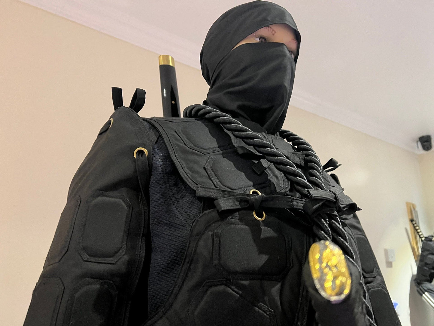 Ninjutsu Uniform Right Side image